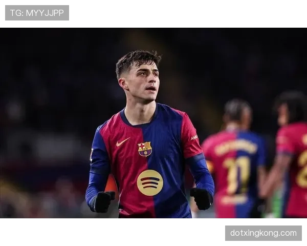 佩德里关键战角色转变如何通过直塞强化驱动进攻突破巴黎防线